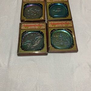 Commemorative Plate Set with Holographic Design